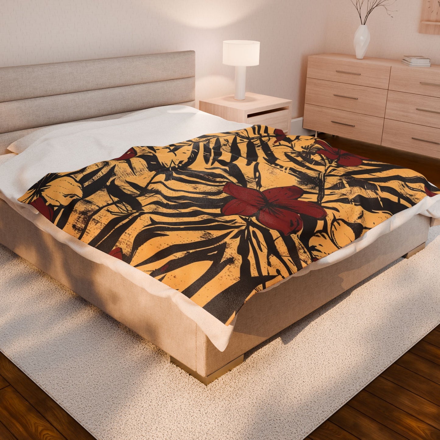 Tropical Floral Plush Blanket - Cozy Home Decor, Great Gift for Birthdays, Weddings, Holidays, Relaxing Evenings, Kids' Rooms
