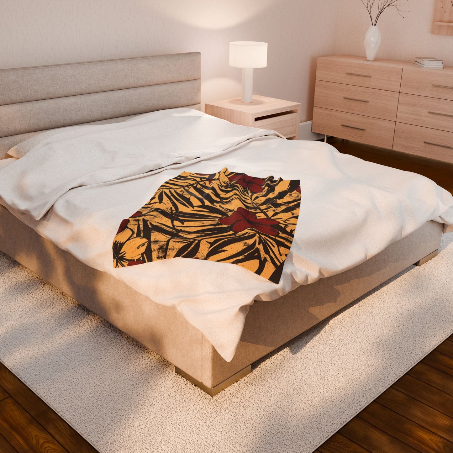 Tropical Floral Plush Blanket - Cozy Home Decor, Great Gift for Birthdays, Weddings, Holidays, Relaxing Evenings, Kids' Rooms