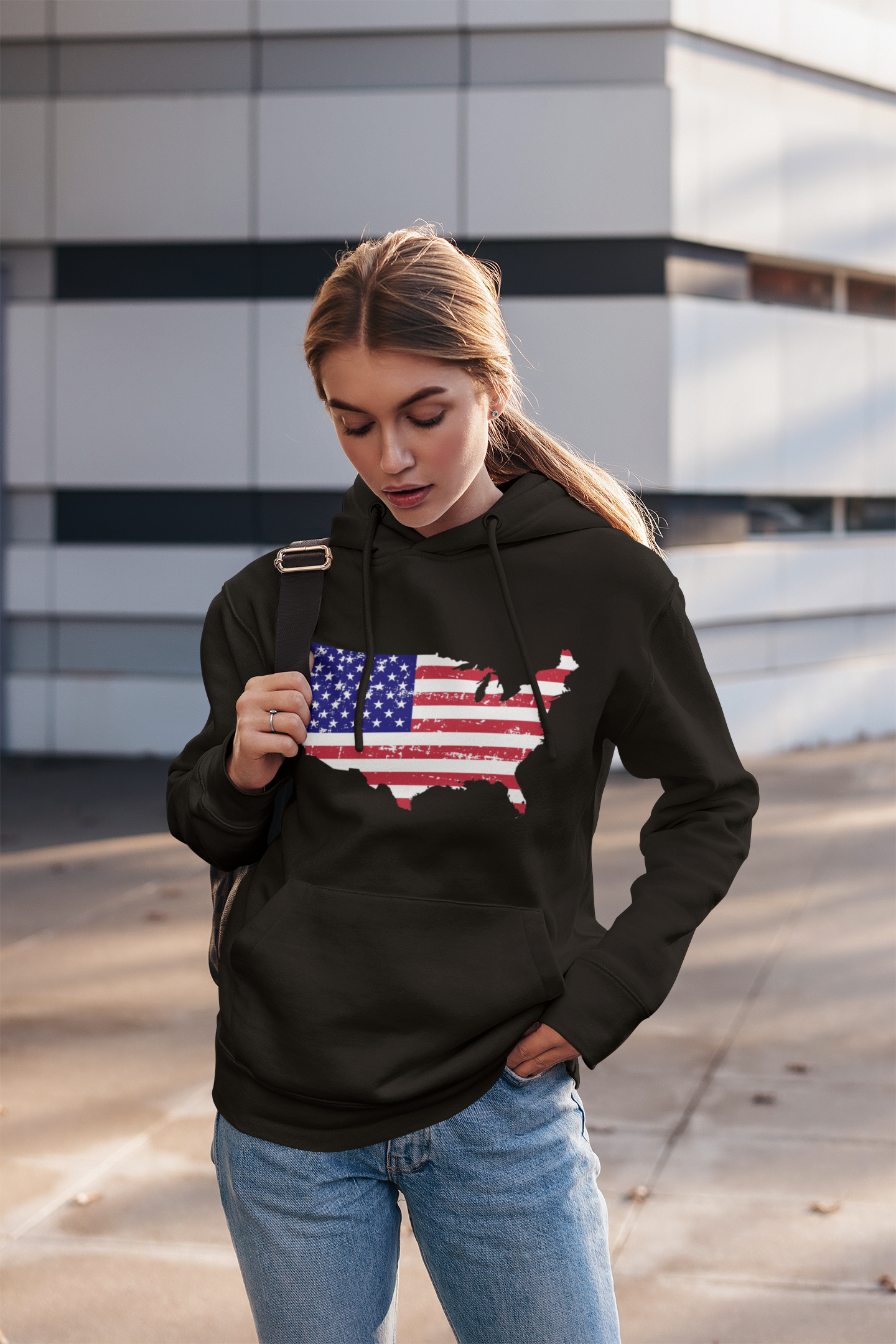 Patriotic USA Hoodie for Comfort and Style, Cozy American Flag Sweatshirt, Ideal for Independence Day, Casual Wear, Gifts