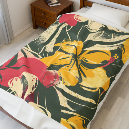 Tropical Floral Plush Blanket - Cozy Home Decor, Great Gift for Birthdays, Weddings, Holidays, Relaxing Evenings, Kids' Rooms