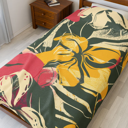 Tropical Floral Plush Blanket - Cozy Home Decor, Great Gift for Birthdays, Weddings, Holidays, Relaxing Evenings, Kids' Rooms