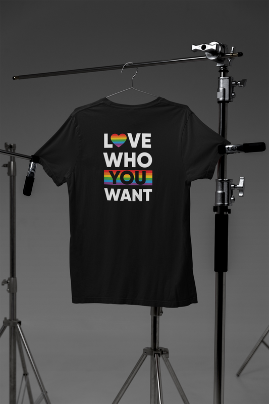 Love who you want, Crew Neck T-Shirt