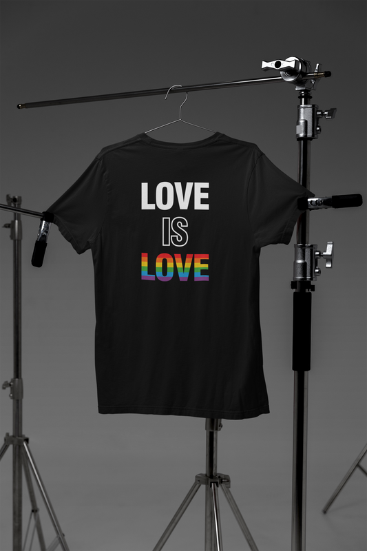 Love is Love, Crew Neck T-Shirt White
